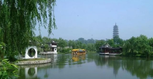 扬州市茱萸湾风景区