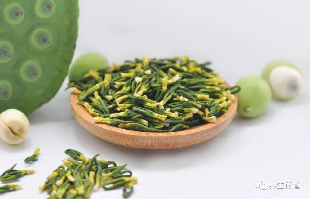 莲子心可单用,也常与玄参,麦冬,金银花,菊花,栀子等搭庞τ .