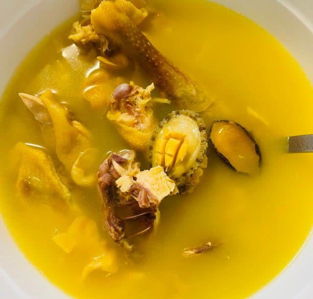 鲍鱼花胶鸡汤,营养丰富,超滋补