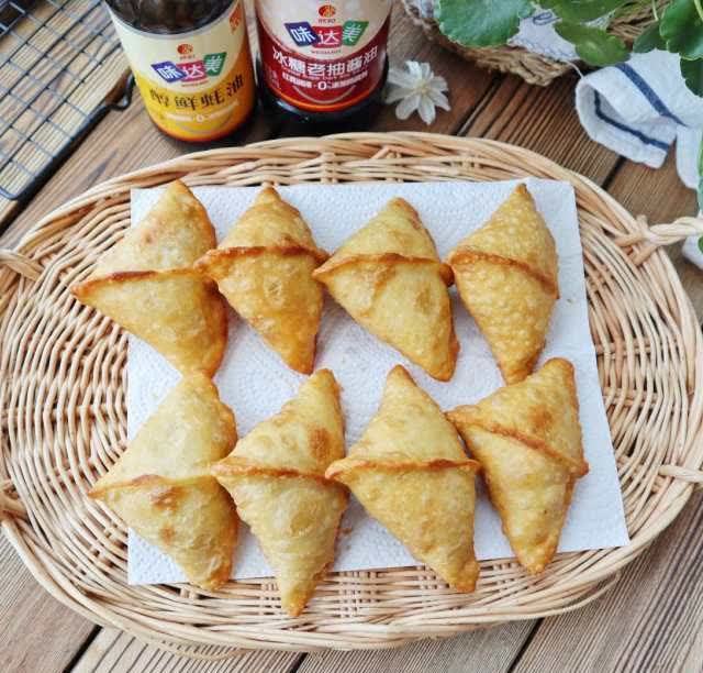 河南端午美食之炸菜角,外皮酥脆,味道鲜美
