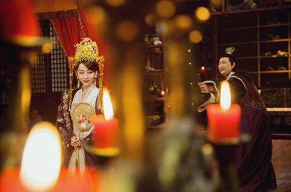《独孤天下》杨丽华:和四个女人同为皇后,迦罗用满头