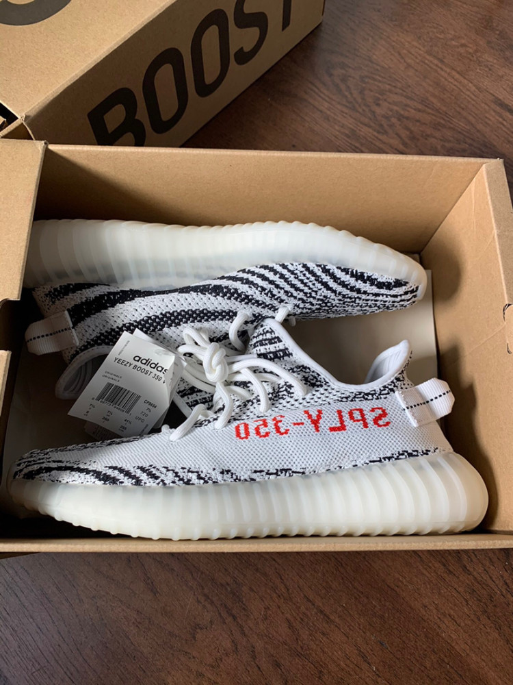 一眼定情"yeezy350白斑马"