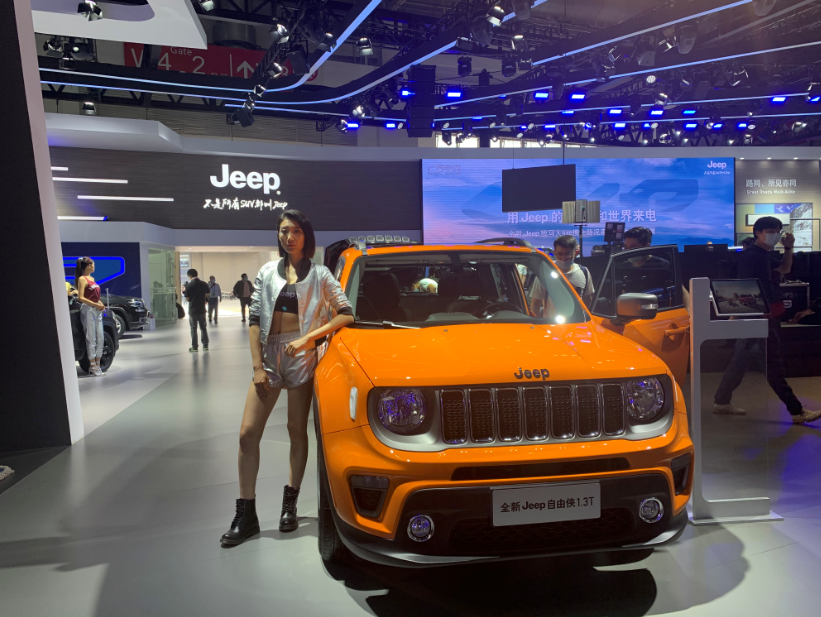 拥有越野能力的小型suv,特立独行的jeep自由侠