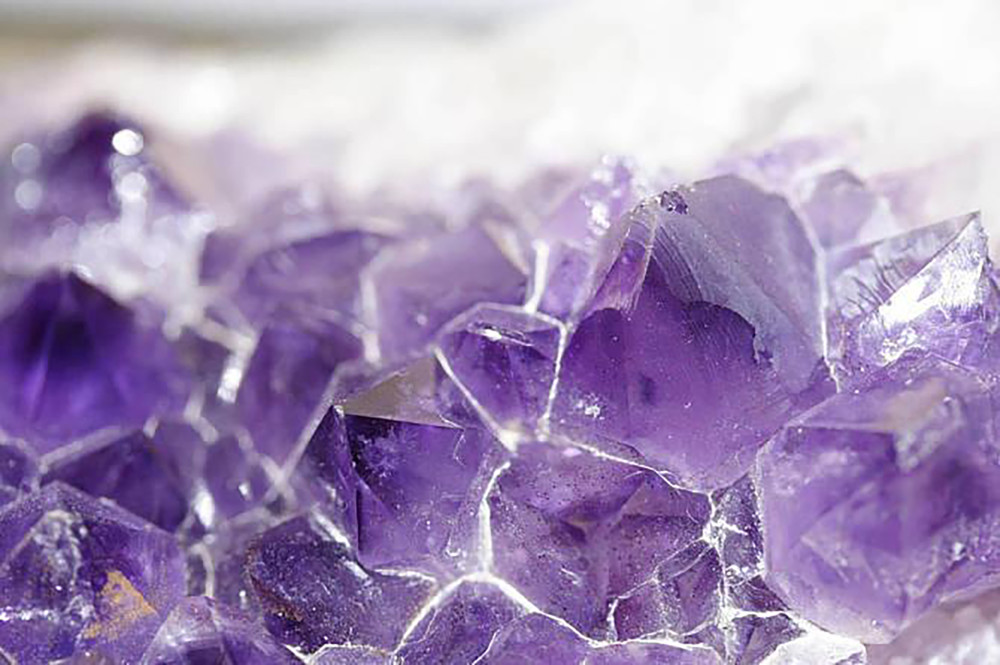 如何选购紫水晶 那么,在选购紫水晶的时候,大家应该