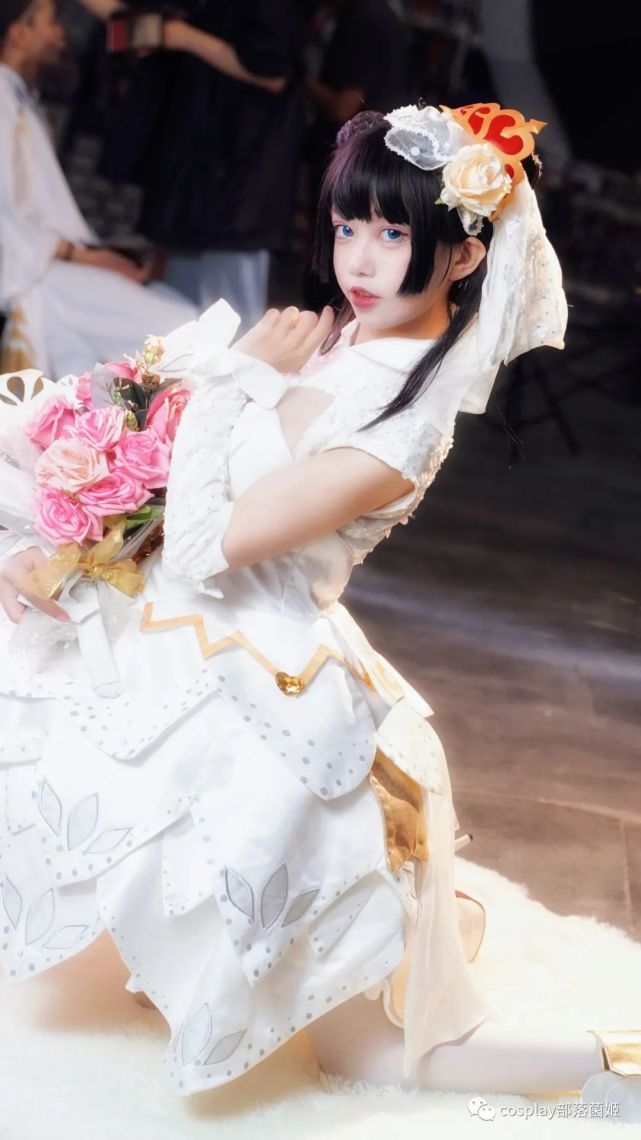 cos:王者荣耀小乔纯白花嫁cos正片@糖糖