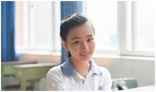 童星出道的叶子,曾被清华大学录取,坦言:期望在联合国