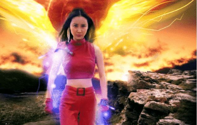 13年前认为《魔幻手机》是科幻片,今"傻妞"6大功能,已