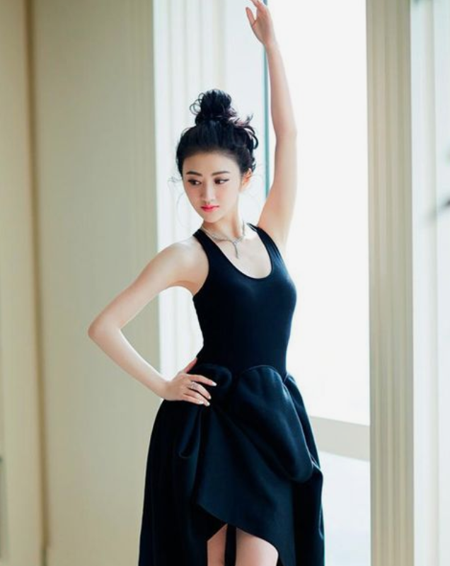景甜 大眼美女,被认为最有背景的女人司藤你们爱吗