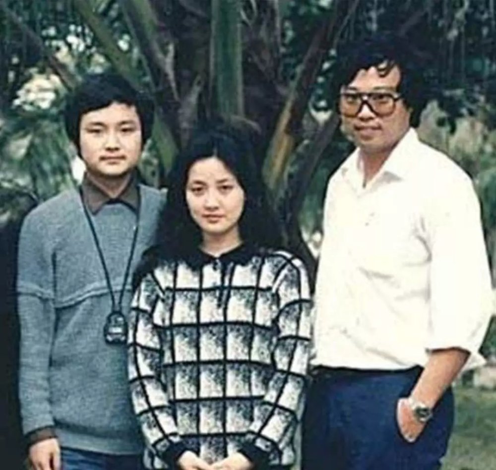 邓婕:嫁给二婚的张国立,被要求不能生孩子,最美王熙凤