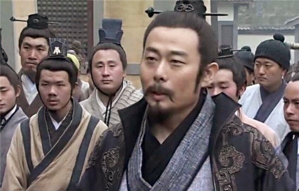 田文大筑馆舍,招揽宾客,首倡战国时的养士之风,并