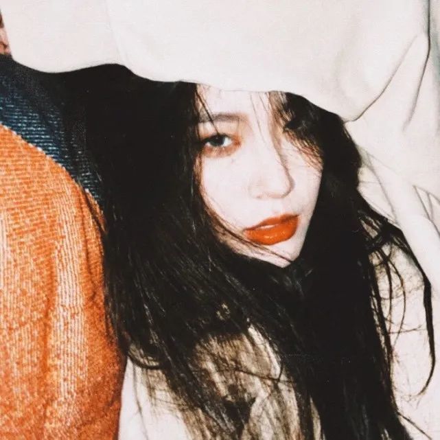 日系复古女生真人头像来啦,来做个古灵精怪的小仙女吧