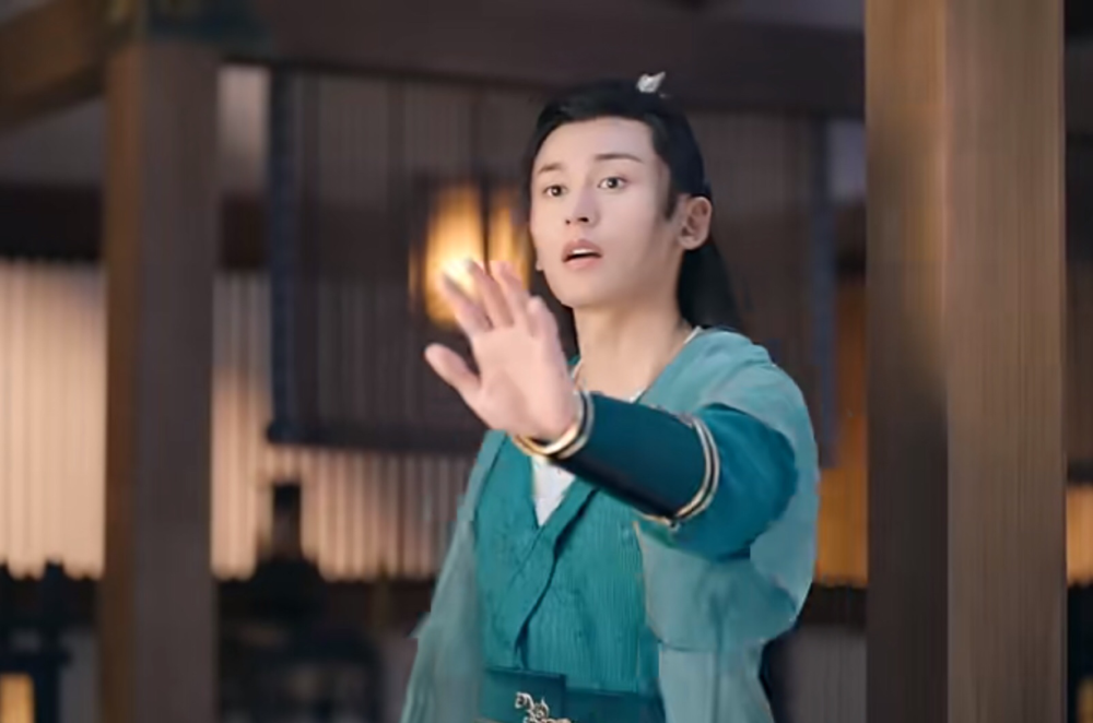 《山河令》之前还演过很多优秀的古装剧,比如《琅琊榜》中的少年林殊