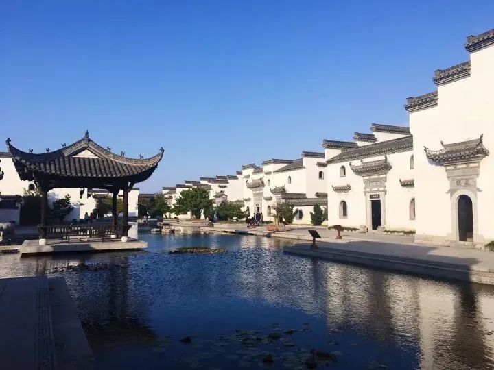 走遍中国古镇077儒林湖乡寻鲜