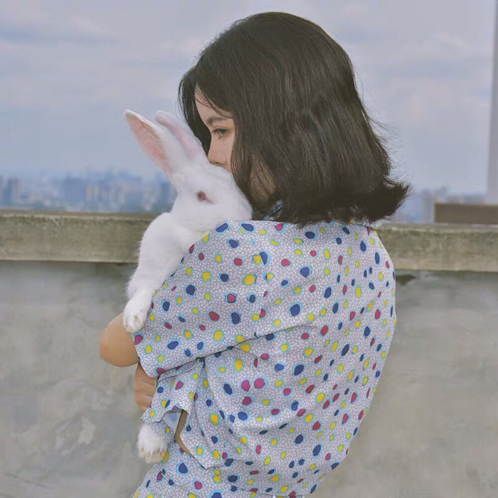 性冷淡风头像|长距离电话