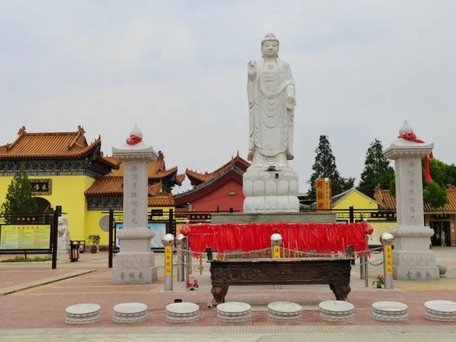 李志国:宛东名刹-来佛寺