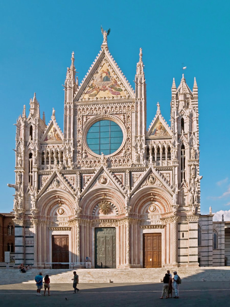意大利锡耶纳大教堂,集欧洲所有艺术为一体,大多数游客首选之地