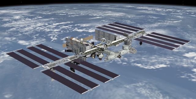 国际空间站很可能2024年就要坠毁,外国为什么不再建一