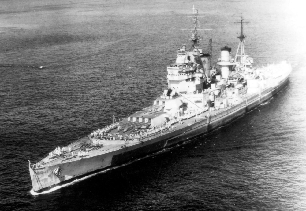 亲王号战列舰,而前段时间这一艘二战时期的英国军舰被打捞公司捞出,船
