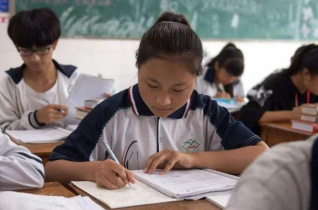 学生学习效率低,别总说"上课认真听讲",这6句话更有效果