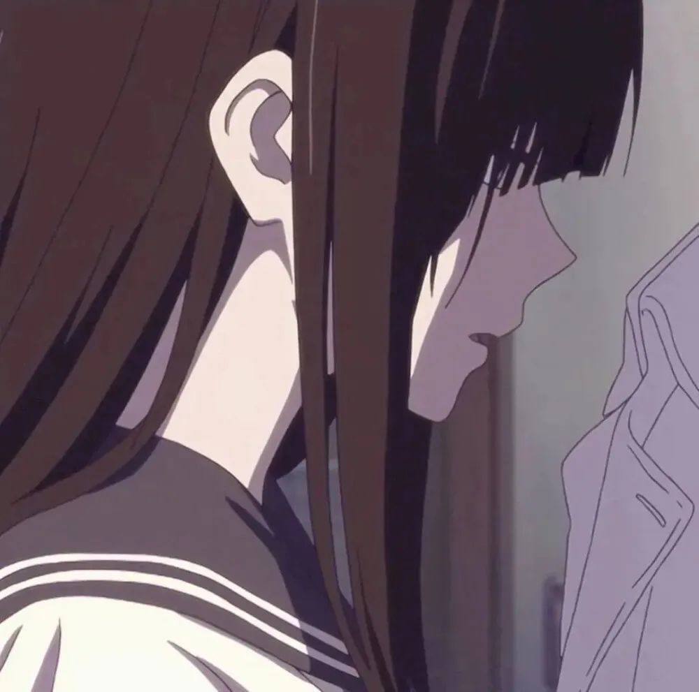 【二次元】眼神略带忧郁的美少女