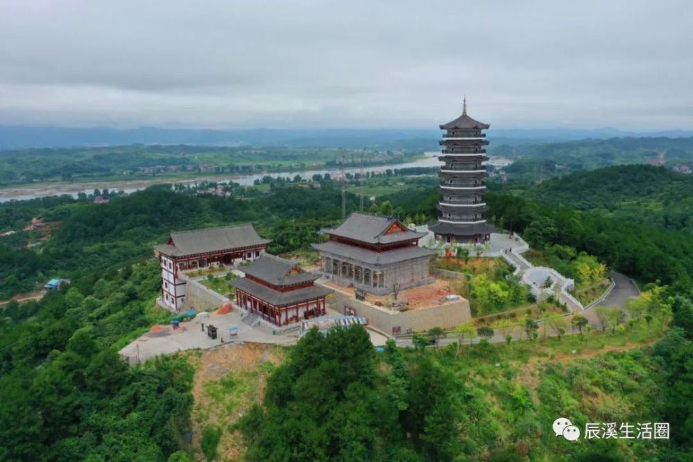 辰溪蝶变五年时间看辰溪锦岩塔与锦岩寺的巨大变化