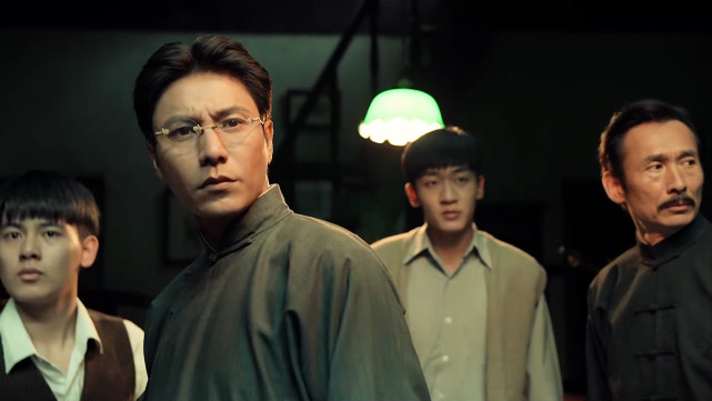 《1921》王俊凯演技被赞,戏份少但表现惊艳,尤其受酷刑这一段
