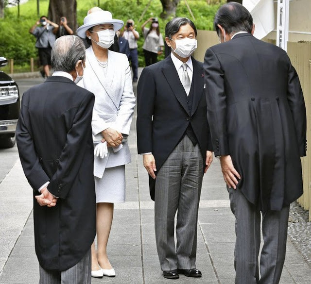 日本雅子皇后恃宠而骄内八站姿拉垮优雅气质微胖型身材真养眼