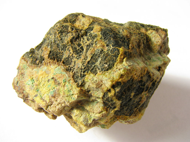 图为铀矿石