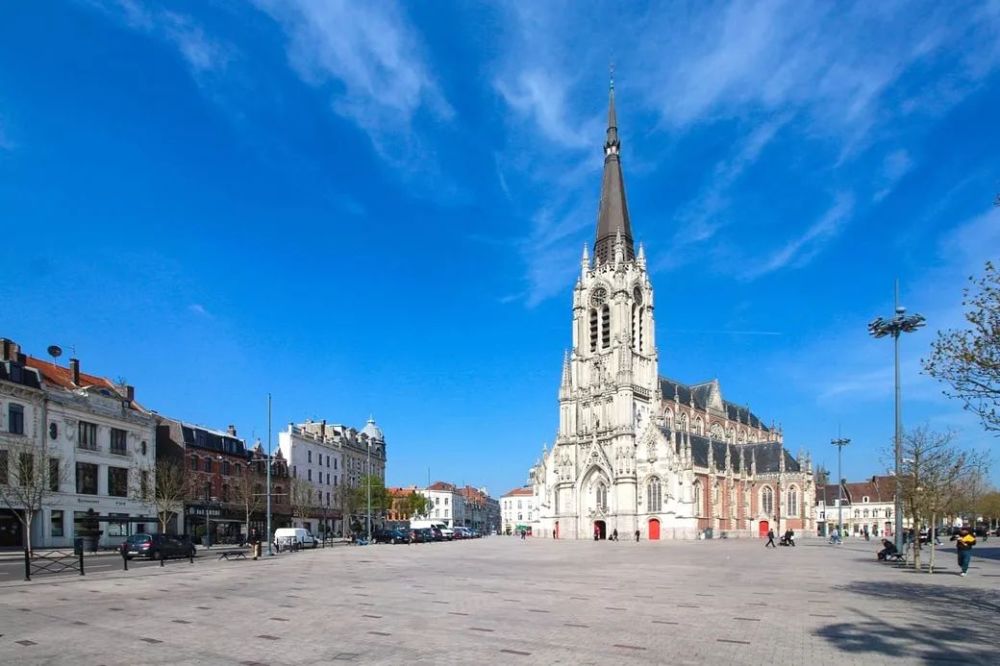 1000