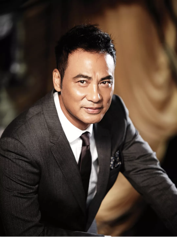 任达华在电影《破战》中出演警察,