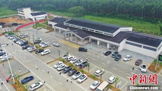 韶新高速公路新江服务区.
