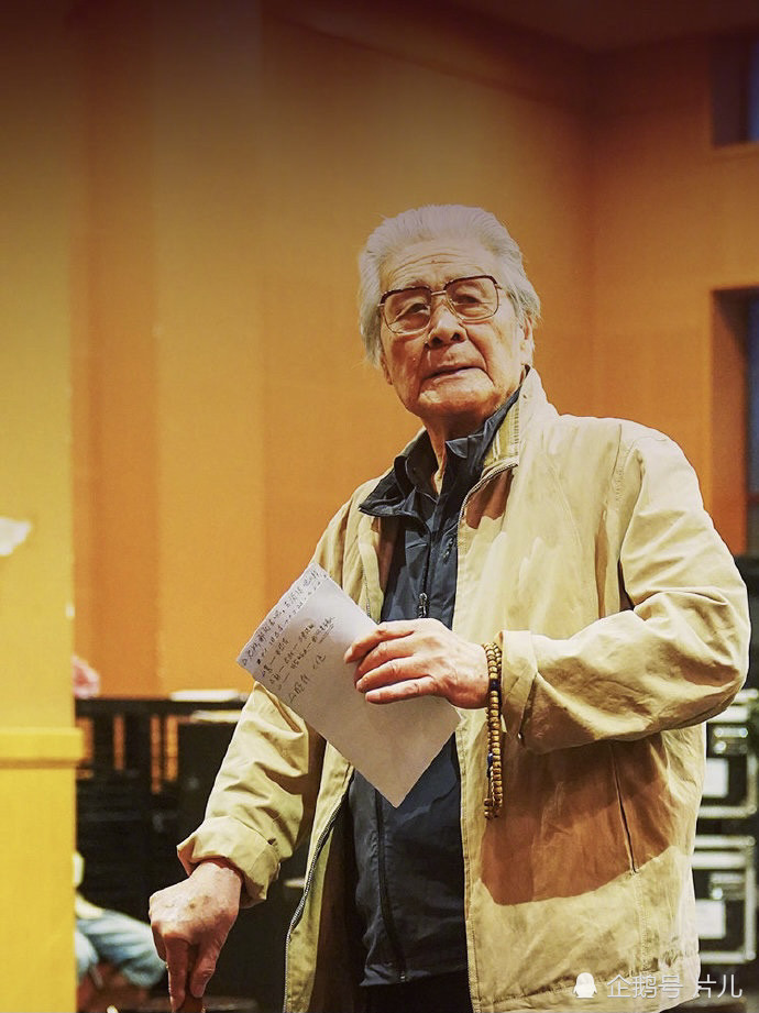 蓝天野名字背后故事感人,从艺70多年一直默默付出,被赞德艺双馨
