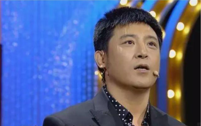 春晚知名小品演员孙涛,为何红了25年没绯闻?看他老婆是谁就知道