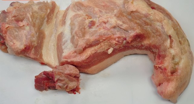 不能吃的猪脖子在贵州它是美味带您了解贵州的猪脖子肉新吃法