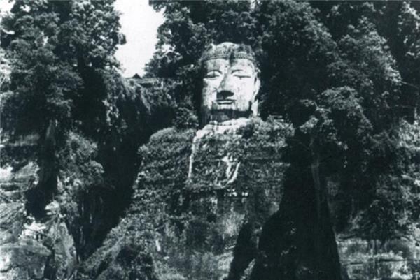 四川乐山大佛胸口处发现一密室,专家进入后:千年前的谣传被证实