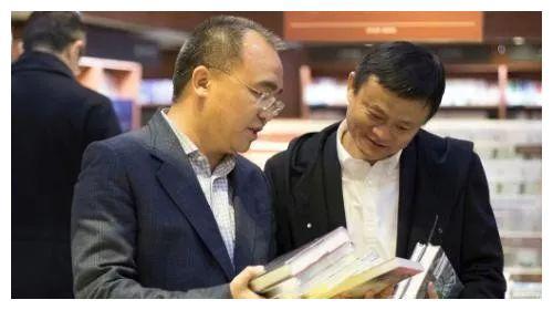 湖北首富阎志:2亿押注汉口北市场,坐拥5家上市公司,身家152亿