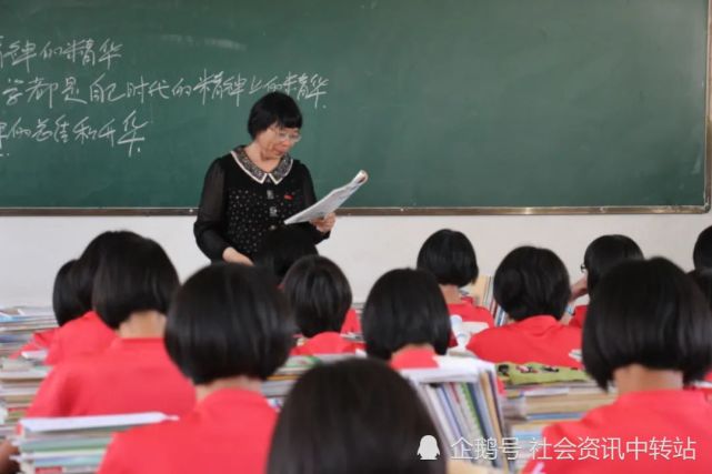 感动中国人物,丽江华坪女子高级中学校长—张桂梅