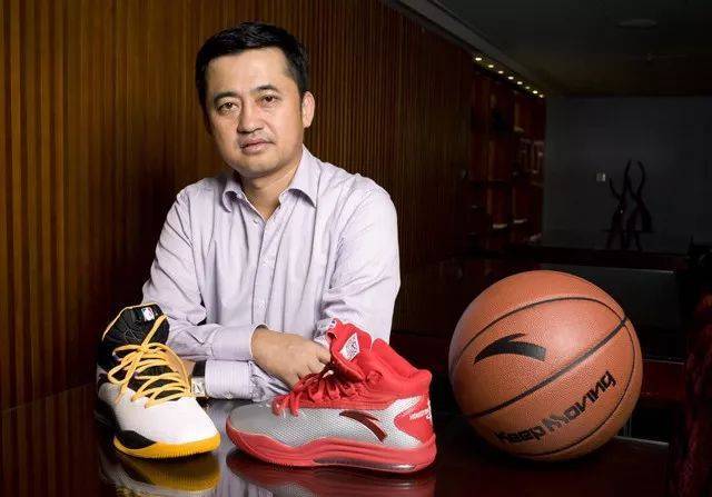 安踏董事长丁世忠是如何从一无所有到今天的荣耀的?