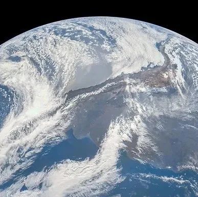 每日一图——朱诺号探测器拍摄的地球(2021-6-23)