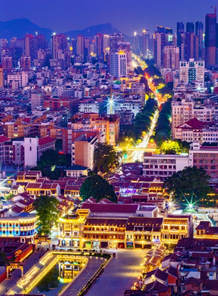 古城夜景
