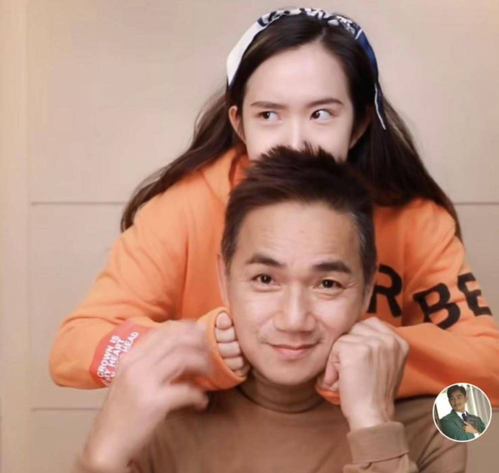 骆达华19岁女儿撞脸林允儿被英国名校录取妈妈晒女儿露背美照