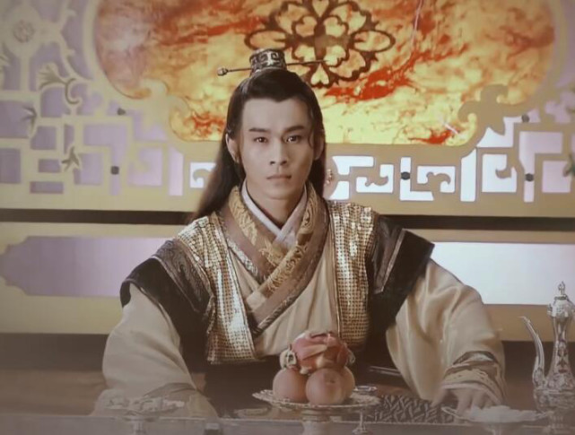含胸驼背就别嚯嚯古装剧了,让这7位男星告诉你,什么叫