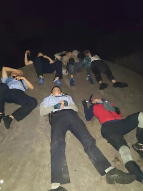 瑞安4名"驴友"被困深山,民警13个小时紧急救援_腾讯网