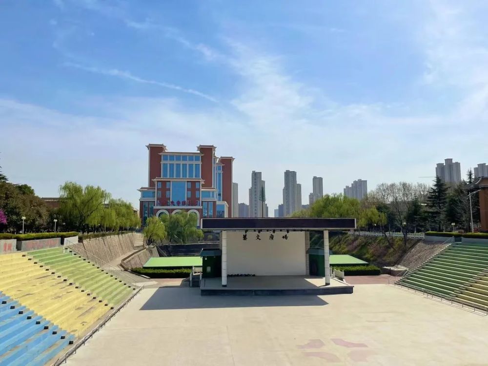 多少分能上郑州升达经贸管理学院?招生10550人,新增多