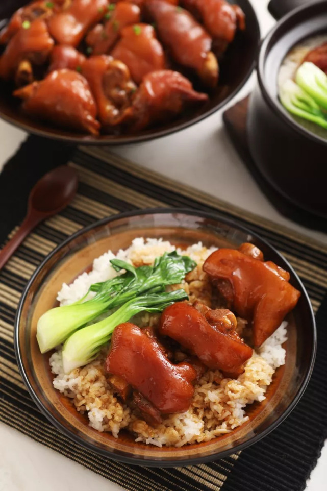 深圳人的"迷之"饮食习惯:混得差就要有"吃不完"的猪脚饭?