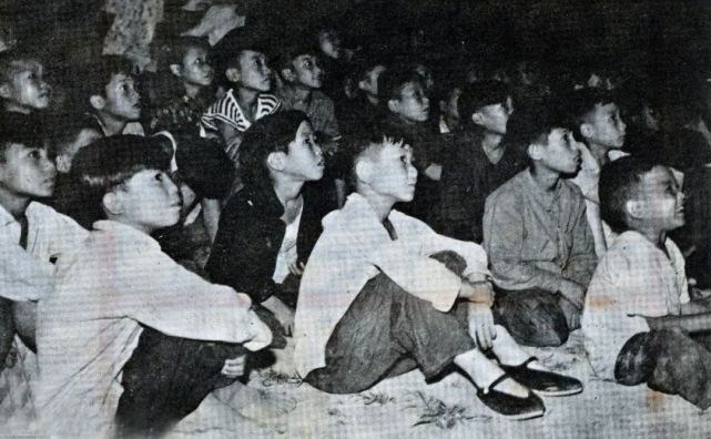 【庆祝建党百年】这些老照片里,充满人间烟火味