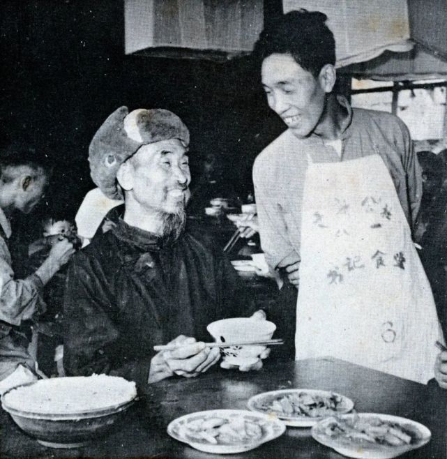 【庆祝建党百年】这些老照片里,充满人间烟火味