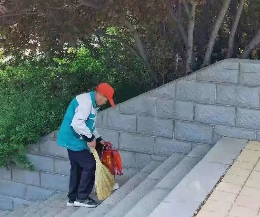 那些让人难以忘却的背影!