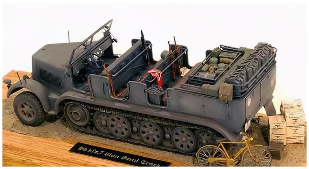 后勤多面手,二战中德军半履带运输车,重量级大力士中的小个子