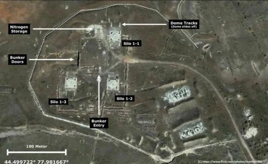 目前只有俄罗斯有密集部署洲际导弹发射井,例如上图这个导弹发射阵地